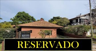 COMODO CHALET A 200 M DEL MAR DE GRAN CAPACIDAD CON DEPTO TRASERO